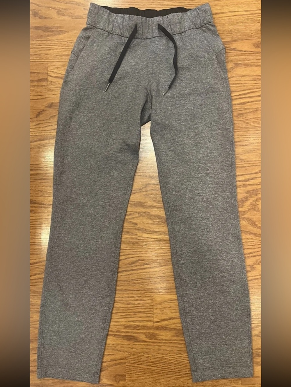 Women’s Lululemon “On The Fly” Heathered Black Track Pant Size 2